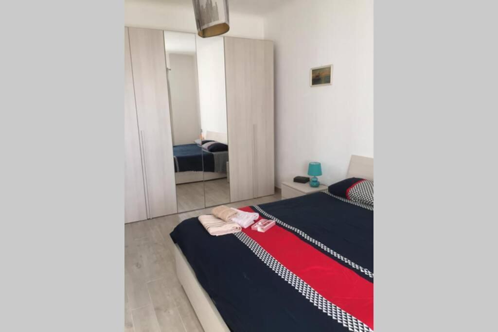 Apartamento Grand F2 60Mq Centre Antibes, Proche Plages, Commerces, 2 Balcons, Parking, Train, Bus, Deco Vintage, Pet Friendly, Ideal Famille Ou 1-2 Couples Exterior foto