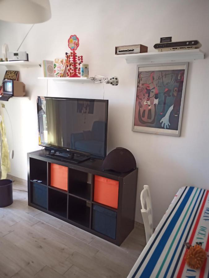 Apartamento Grand F2 60Mq Centre Antibes, Proche Plages, Commerces, 2 Balcons, Parking, Train, Bus, Deco Vintage, Pet Friendly, Ideal Famille Ou 1-2 Couples Exterior foto