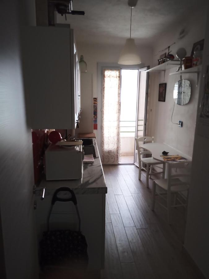 Apartamento Grand F2 60Mq Centre Antibes, Proche Plages, Commerces, 2 Balcons, Parking, Train, Bus, Deco Vintage, Pet Friendly, Ideal Famille Ou 1-2 Couples Exterior foto